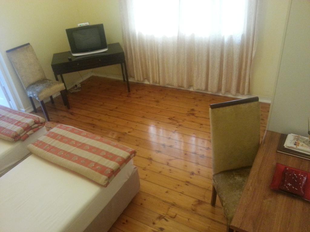 The Crescent Guesthouses - Bnb/Self Catering دوربان المظهر الخارجي الصورة
