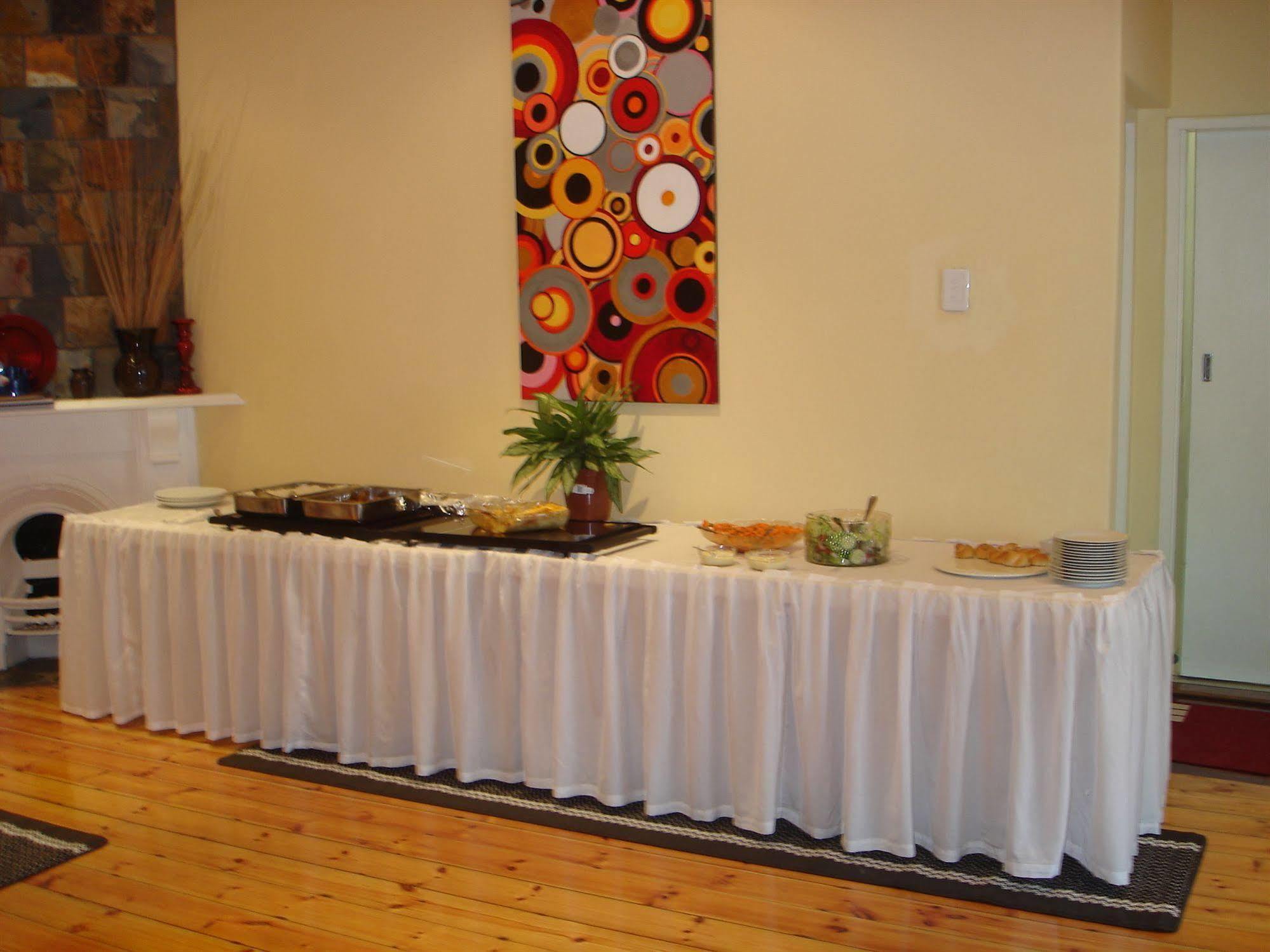The Crescent Guesthouses - Bnb/Self Catering دوربان المظهر الخارجي الصورة